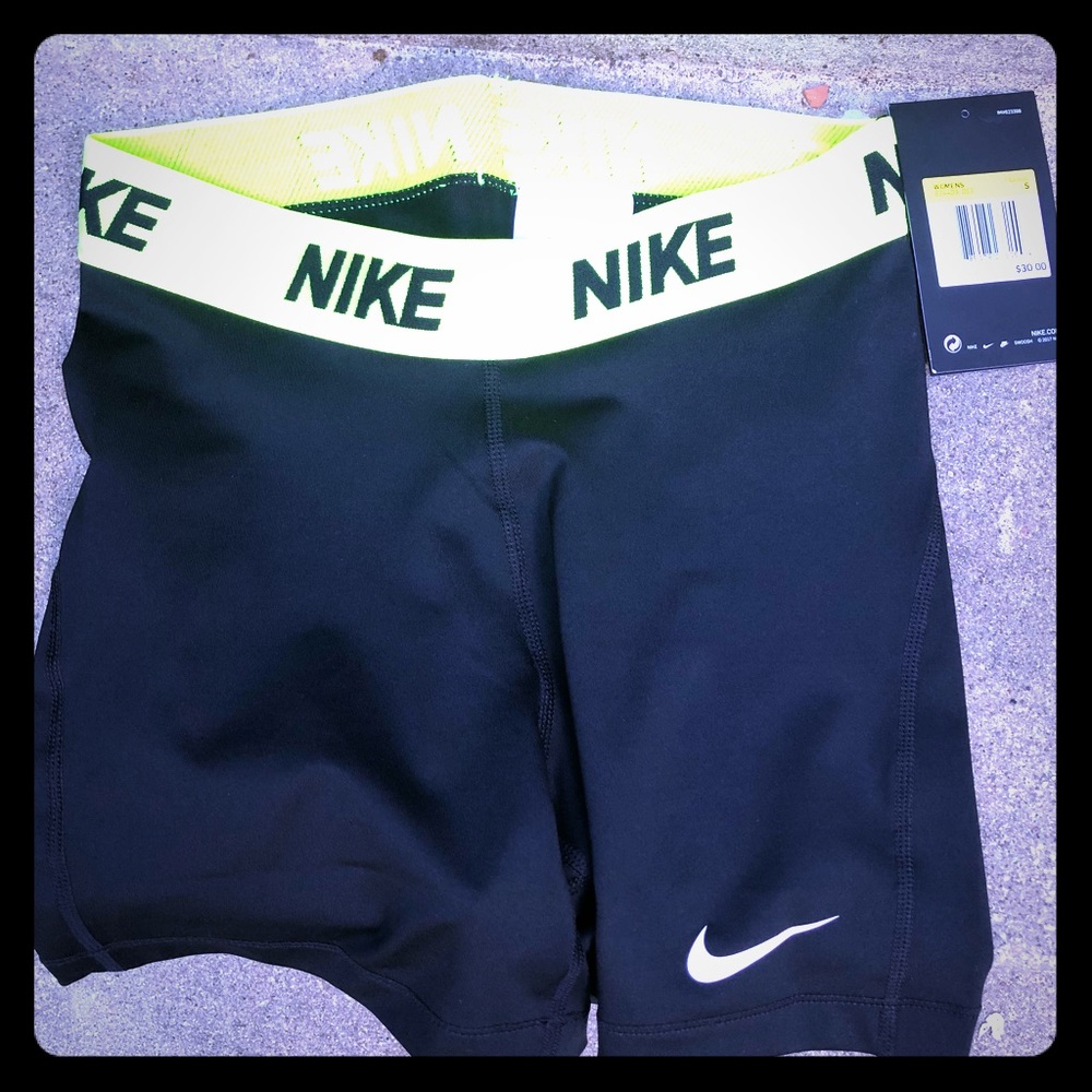 Nike spandex training shorts, NWT